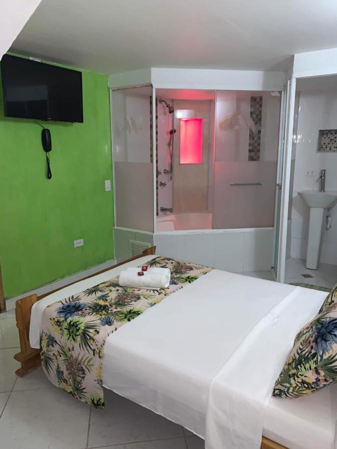 Hotel Las Guacamayas Guatapé Dış mekan fotoğraf