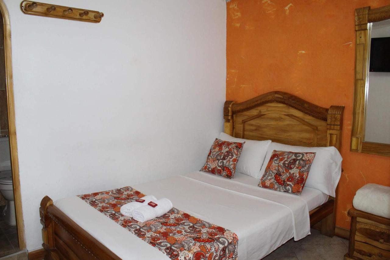 Hotel Las Guacamayas Guatapé Dış mekan fotoğraf